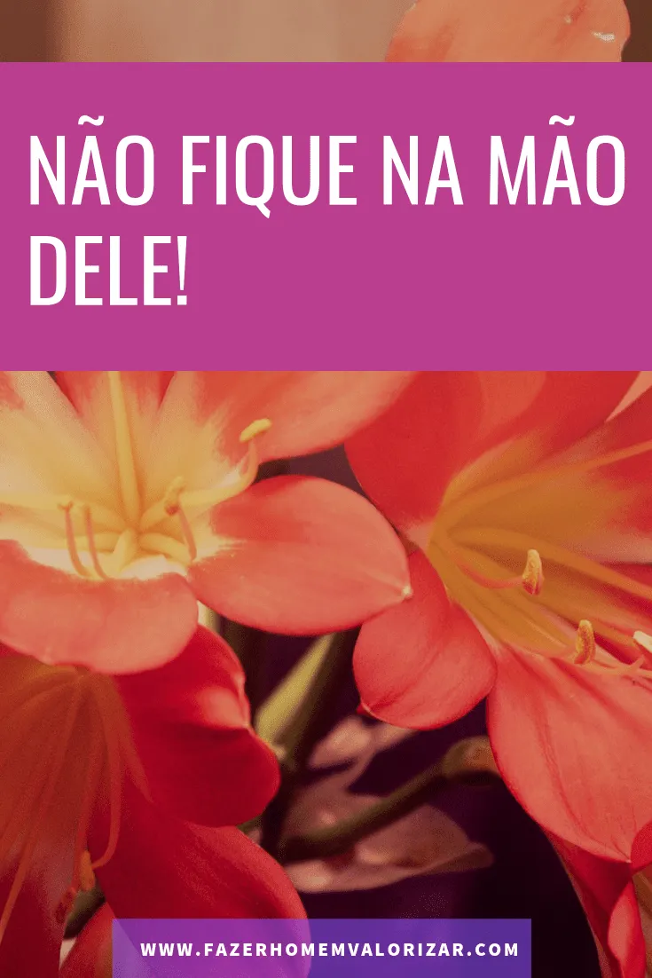 na mão dele